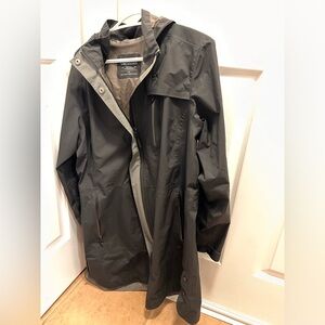 Outdoor Research Women’s Aspire GORE-TEX Trench